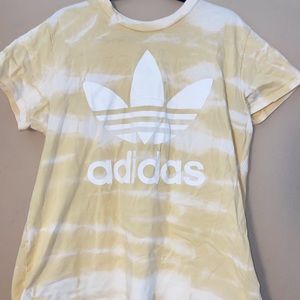 Adidas t shirt